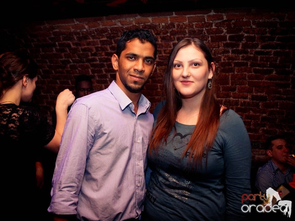 Miercuri noaptea în Club Escape, 