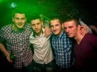 Miercuri noaptea în Club Escape