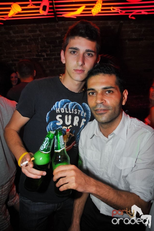 Miercuri noaptea în Escape, 