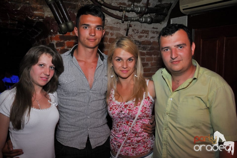 Miercuri noaptea în Escape, 