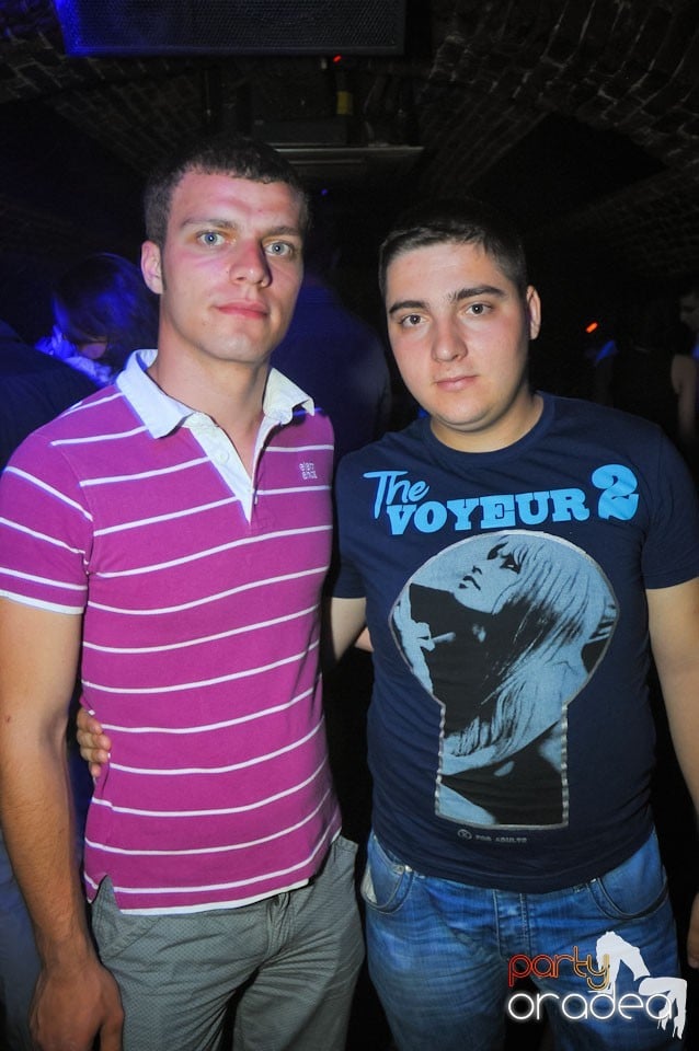 Miercuri noaptea în Escape, 