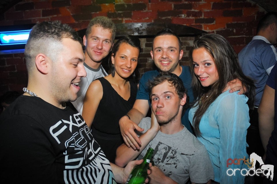 Miercuri noaptea în Escape, 