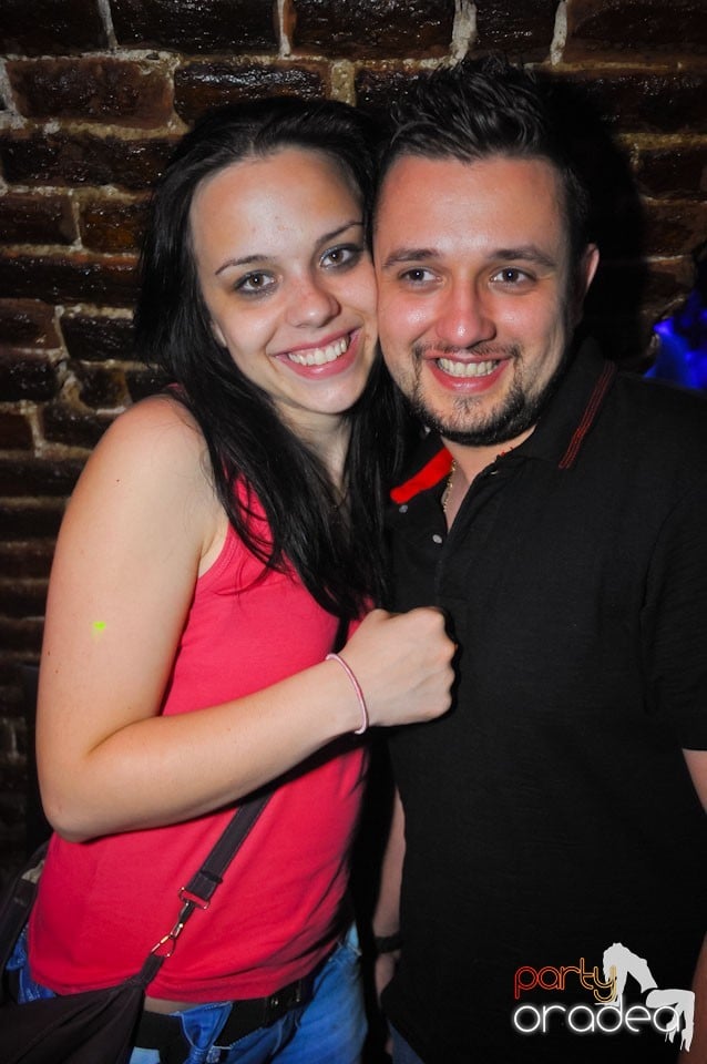 Miercuri noaptea în Escape, 