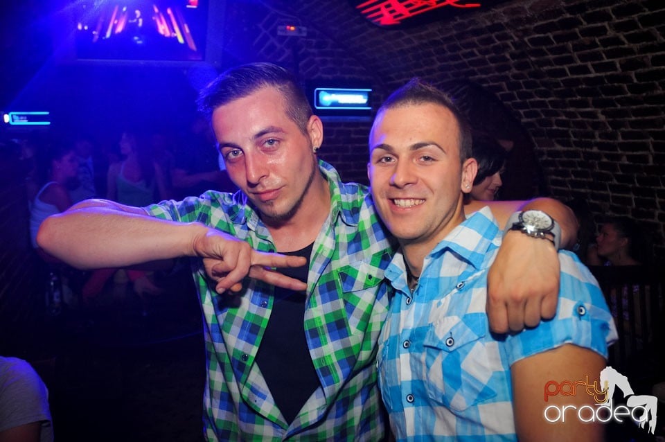 Miercuri noaptea în Escape, 