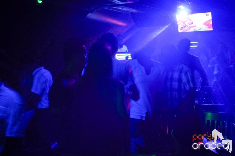 Miercuri noaptea în Escape, 