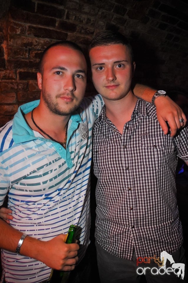 Miercuri noaptea în Escape, 