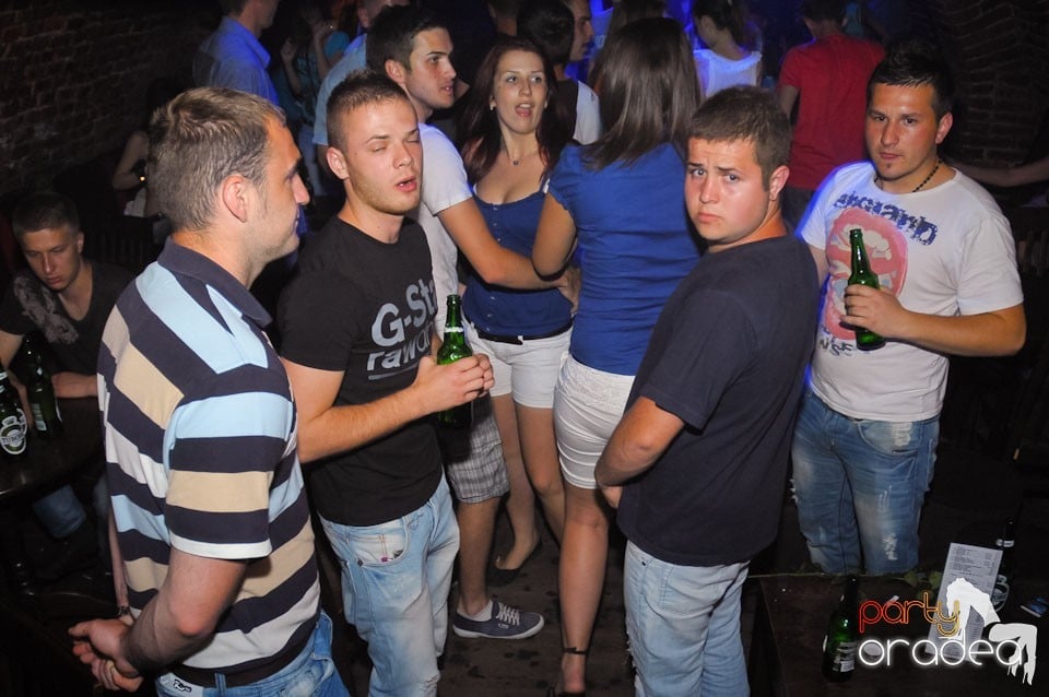 Miercuri noaptea în Escape, 