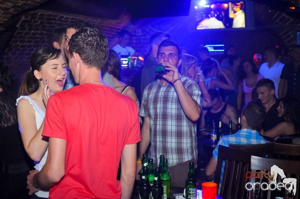 Miercuri noaptea în Escape, 