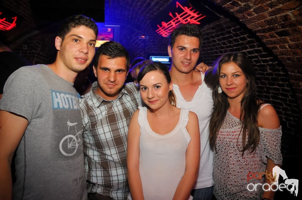 Miercuri noaptea în Escape, 