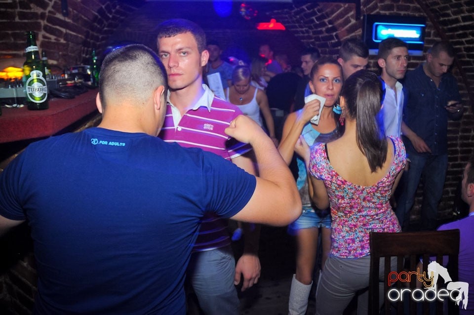 Miercuri noaptea în Escape, 