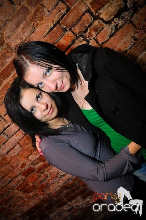 Miercuri seara e party în Escape, 