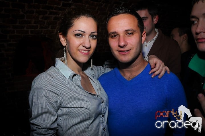 Miercuri seara e party în Escape, 