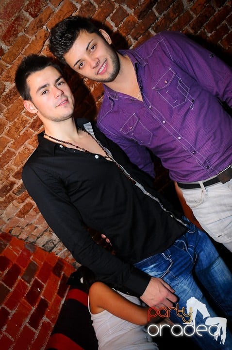 Miercuri seara e party în Escape, 