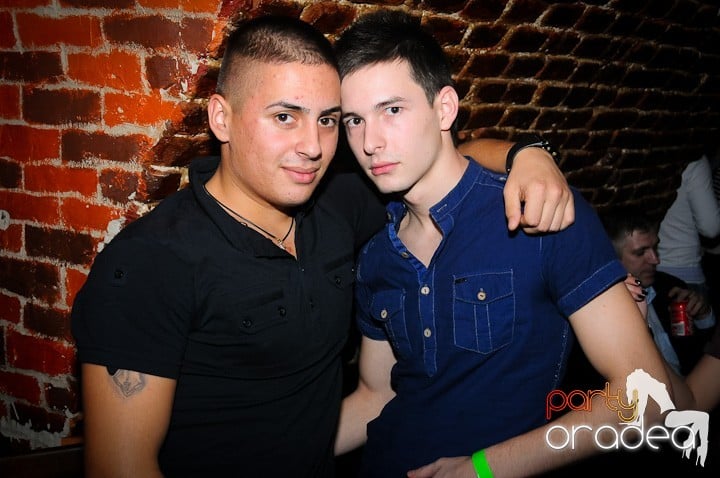 Miercuri seara e party în Escape, 