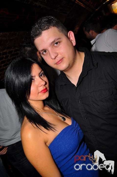 Miercuri seara în Club Escape, 