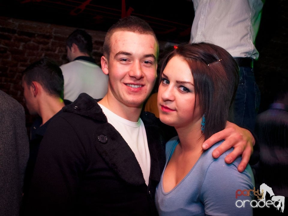 Miercuri seara în Club Escape, 