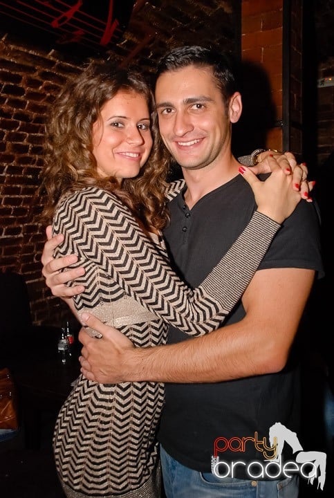 Miercuri seara în Club Escape, 