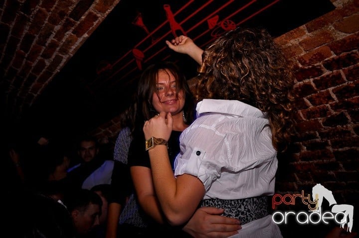 Miercuri seara în Escape, 