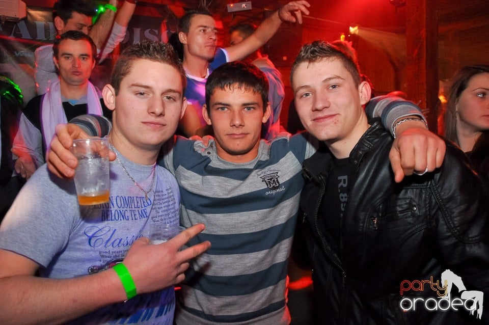Mikulás Party în Disco Faház,