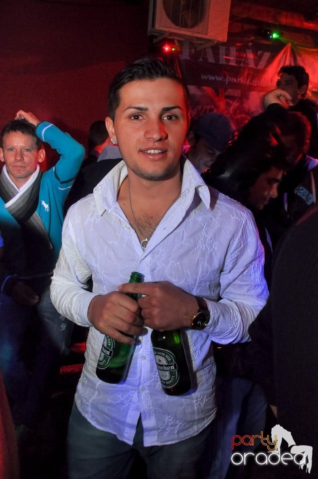 Mikulás Party în Disco Faház,
