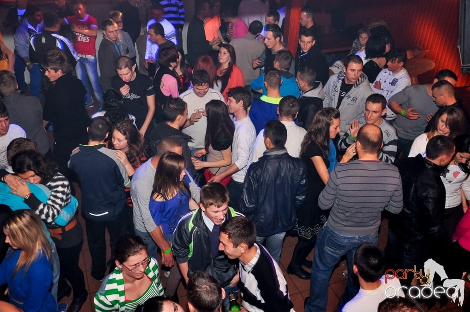 Mikulás Party în Disco Faház,