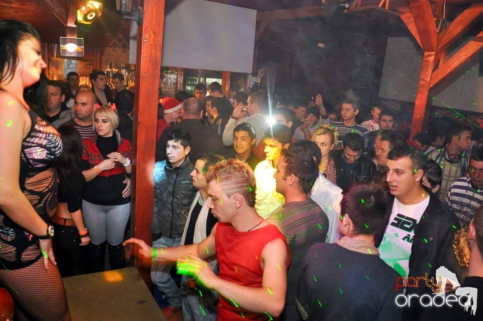 Mikulás Party în Disco Faház,