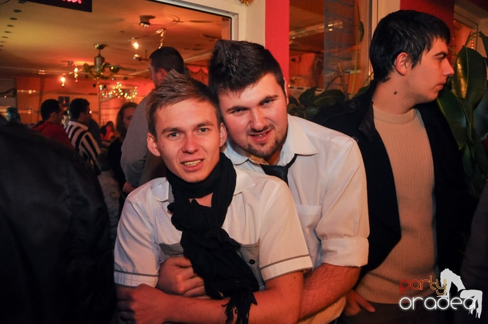 Mikulás Party în Disco Faház,