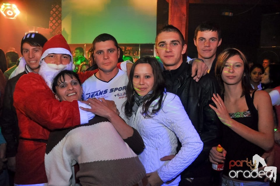 Mikulás Party în Disco Faház,