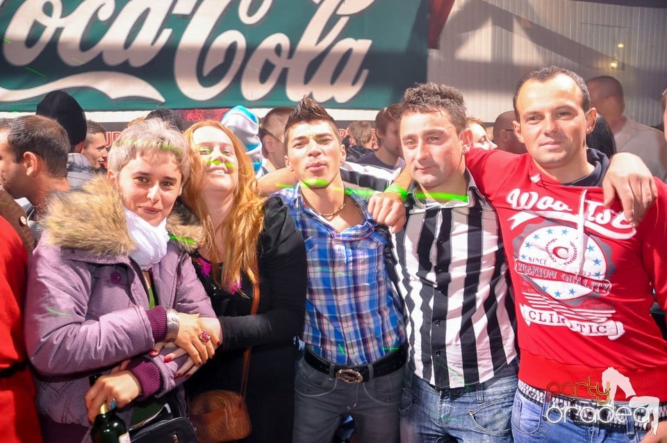 Mikulás Party în Disco Faház,