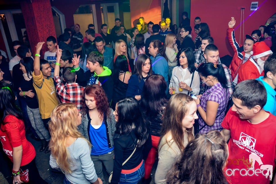 Mikulás Party With Dj Szatmári, Royal Party House