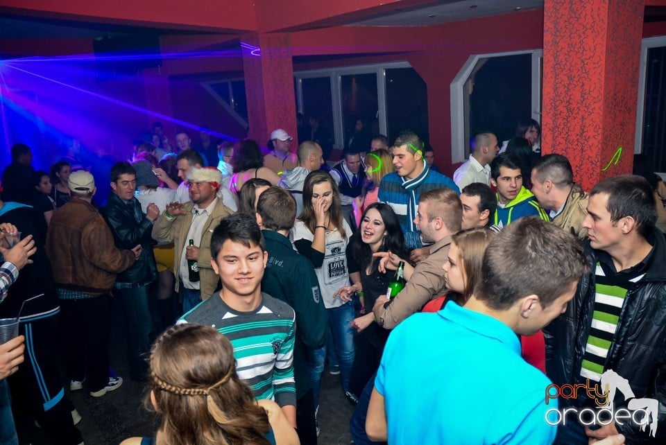 Mikulás Party With Dj Szatmári, Royal Party House