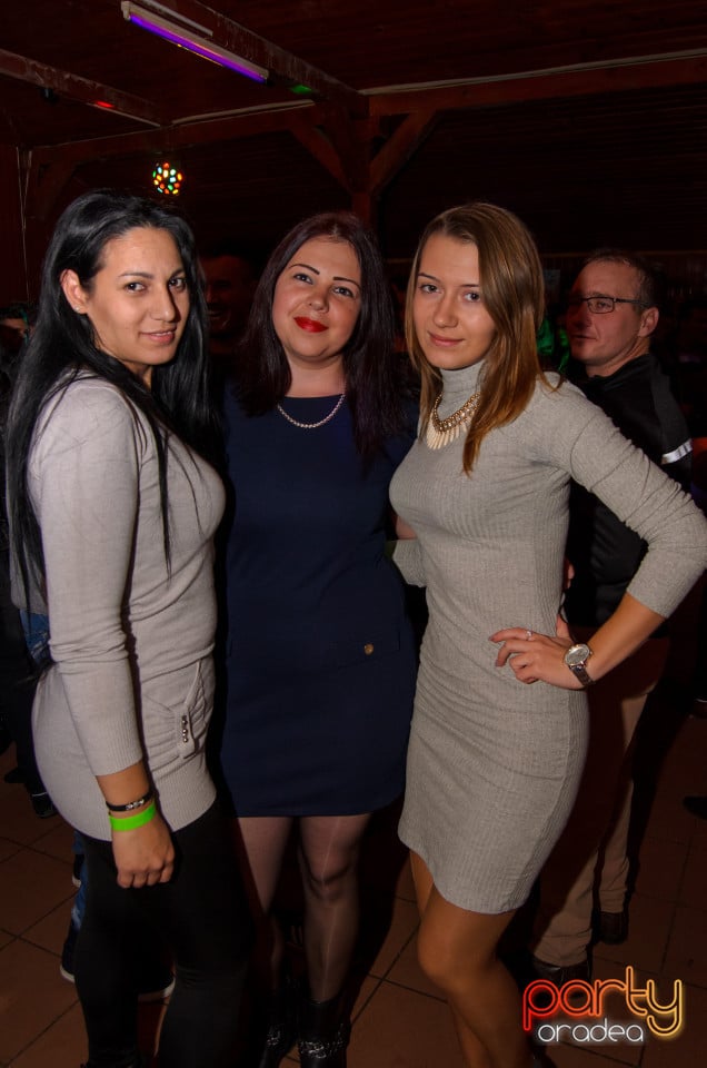 Mikulás Party, 