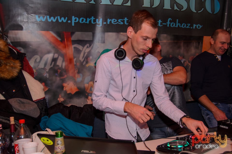 Mikulás Party, 