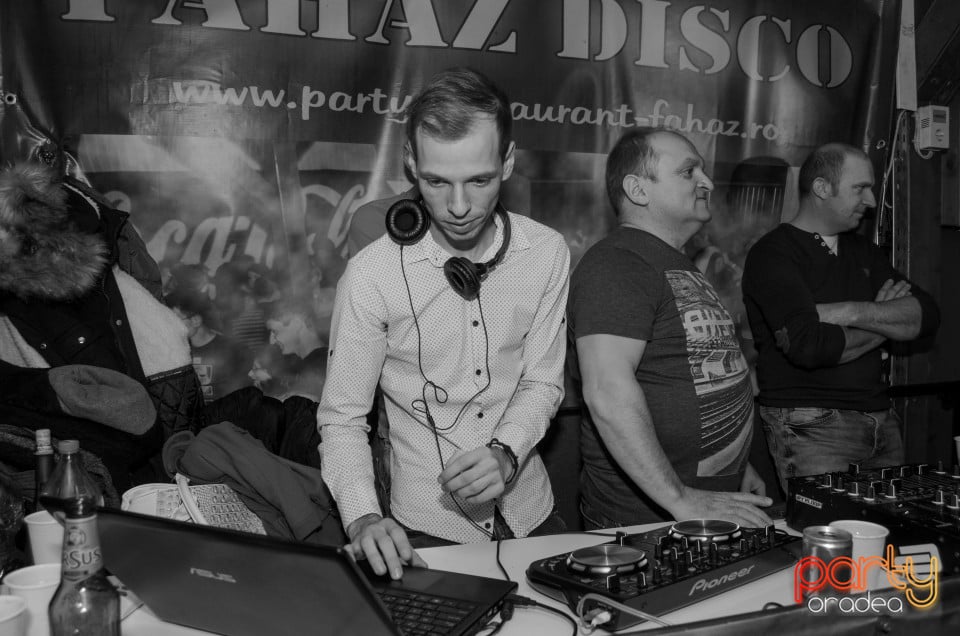 Mikulás Party, 