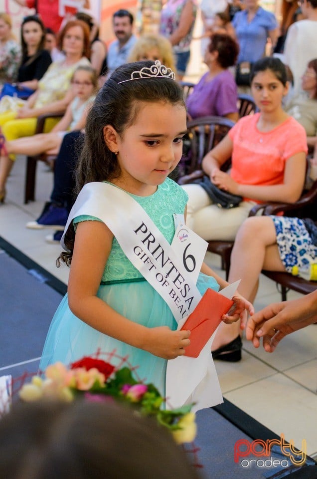 Miss Gifts of Beauty, Şcoala de prinţi şi prinţese „Gift of Beauty”