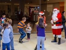 Moş Crăciun e la Oradea Shopping City