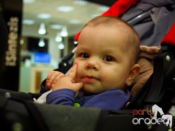 Moş Nicolae în Lotus Center, Lotus Center