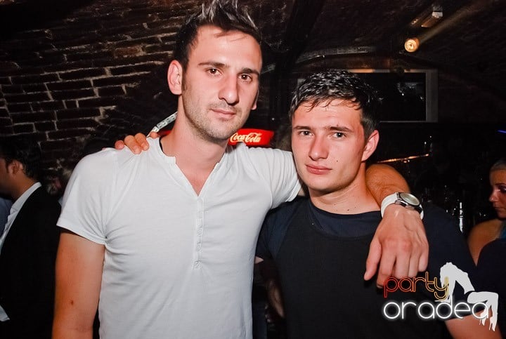 Multă adrenalină în Club Escape, 