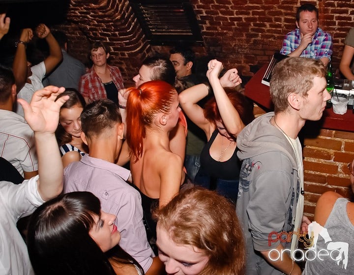 Multă adrenalină în Club Escape, 