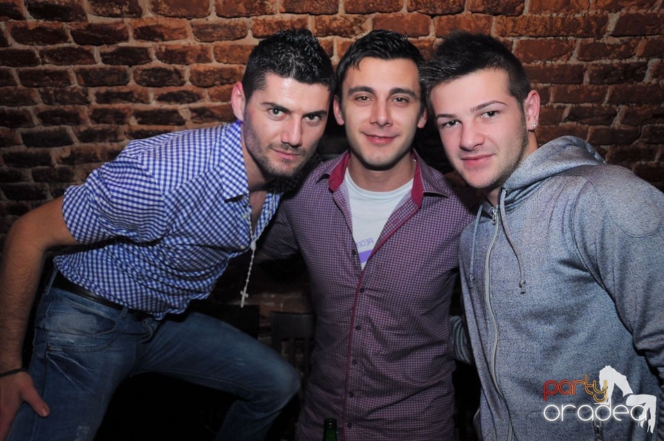 Muzică bună şi distracţie maximă în Escape, 