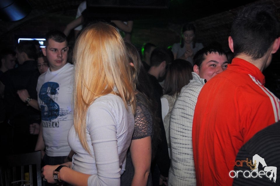 Muzică bună şi distracţie maximă în Escape,