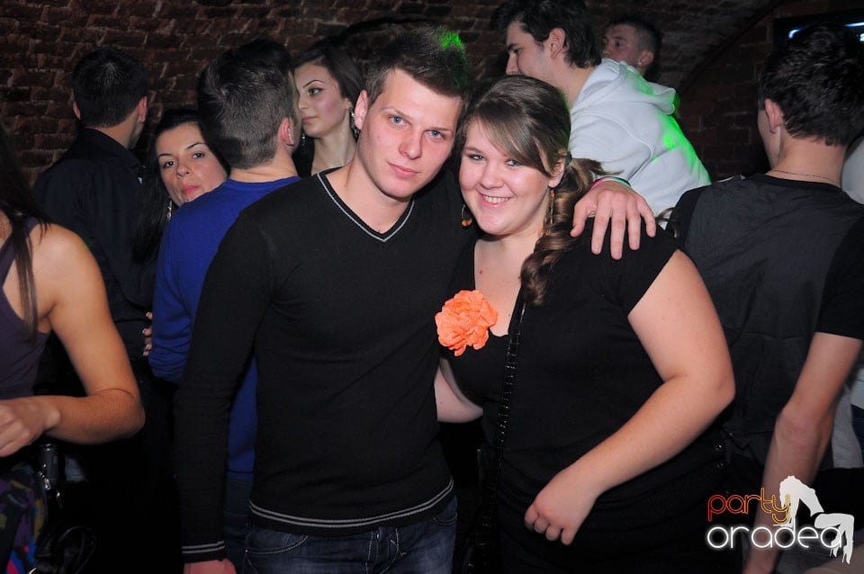 Muzică bună şi distracţie maximă în Escape,