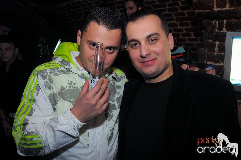 Muzică bună şi distracţie maximă în Escape,