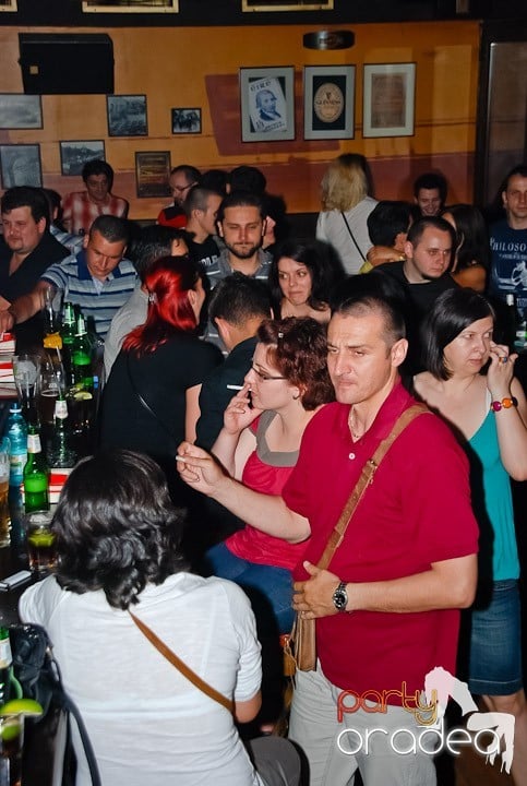 Muzică de petrecere şi voie bună în Lord's, Lord's Pub