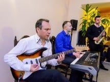 Muzică live alături de Magic Band Oradea