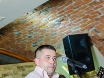 Muzică live alături de Trupa West