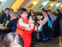Muzică live alături de Trupa West
