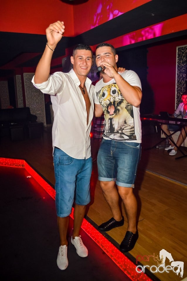 Muzica live Alex de la Oradea, 