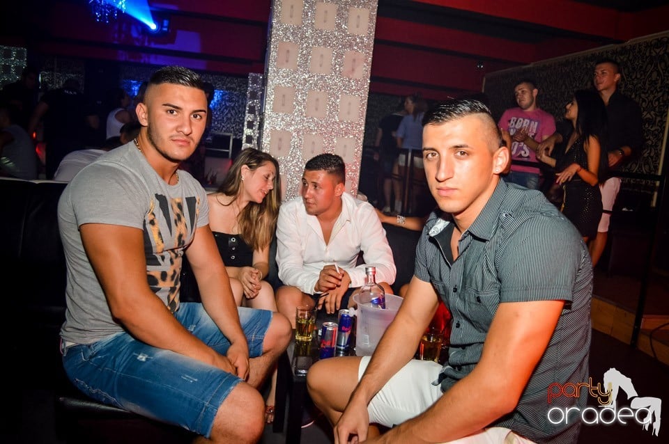 Muzica live Alex de la Oradea, 