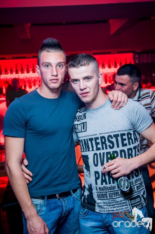 Muzica live Alex de la Oradea, 